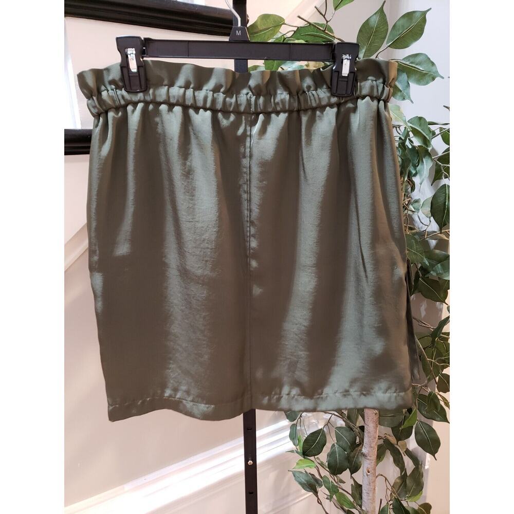 Express Women's Green Solid 100% Polyester Flap P… - image 5